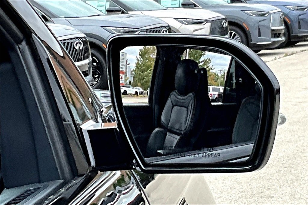 Used 2023 Lincoln Navigator Black Label image 23