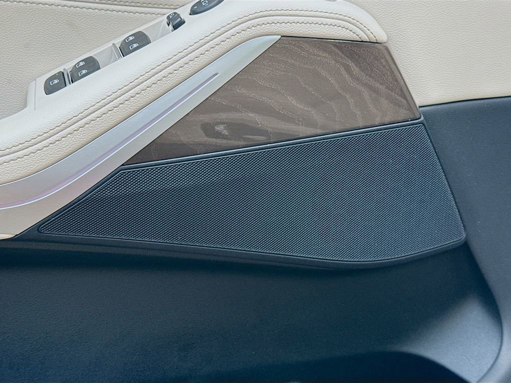 Used 2022 BMW X5 sDrive40i w/ M Sport Package image 24