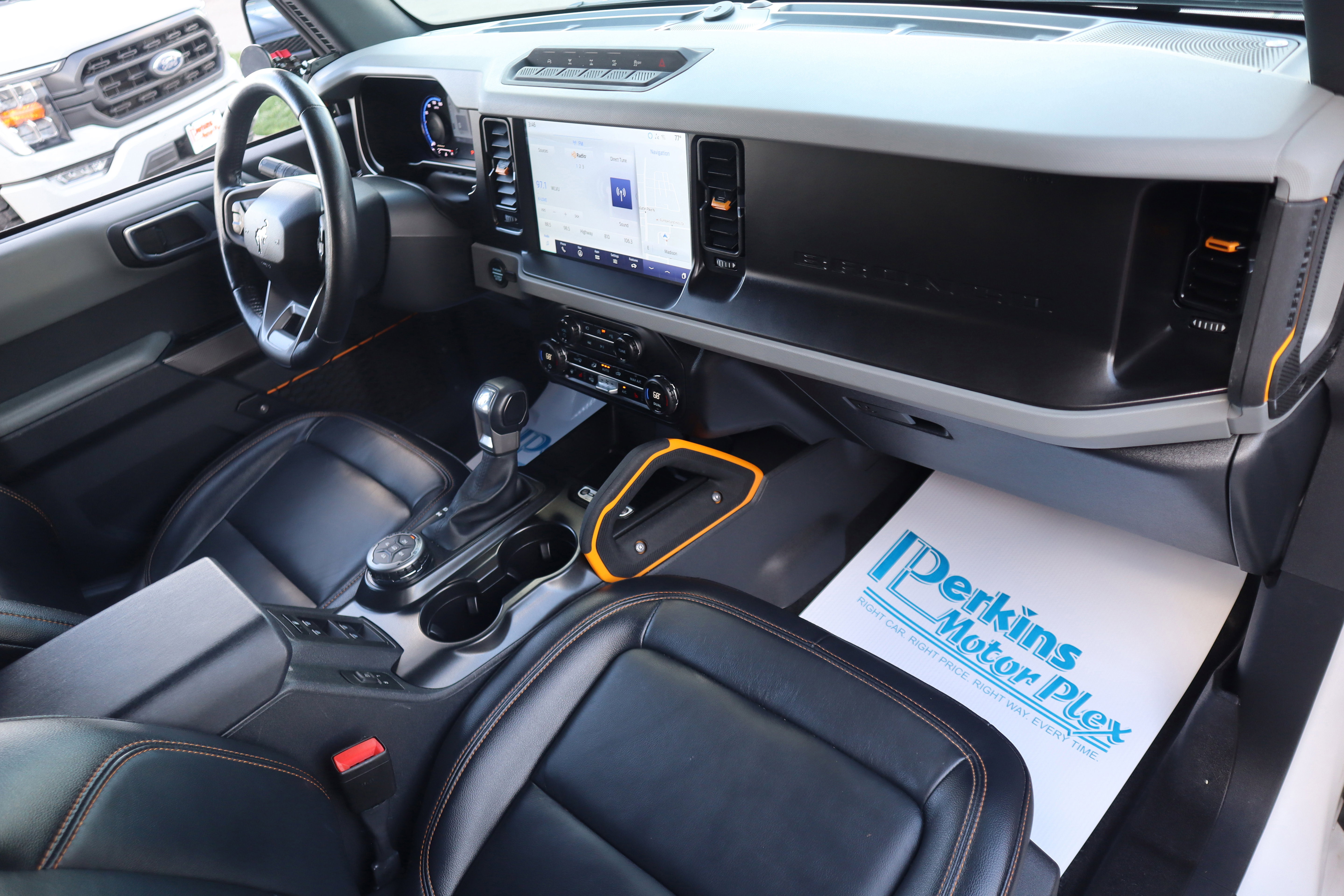 Used 2023 Ford Bronco Badlands image 34