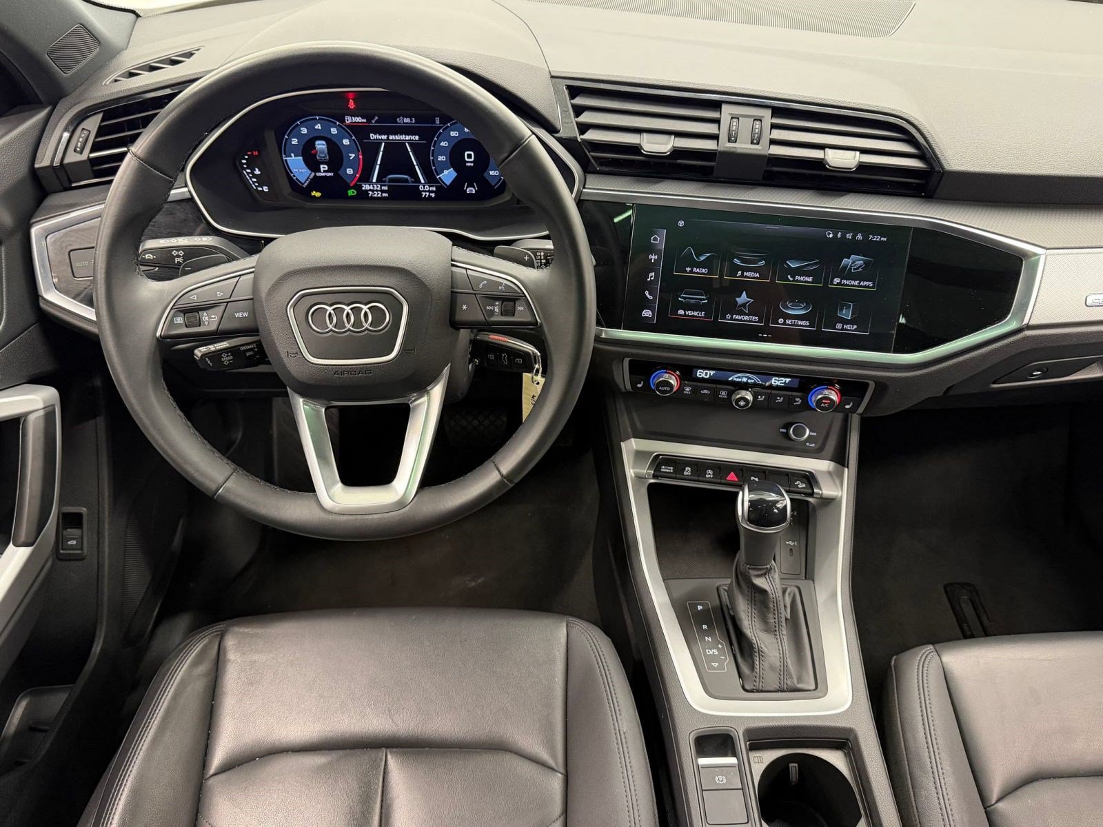 Used 2025 Audi Q3 2.0T Premium AWD/4WD image 23