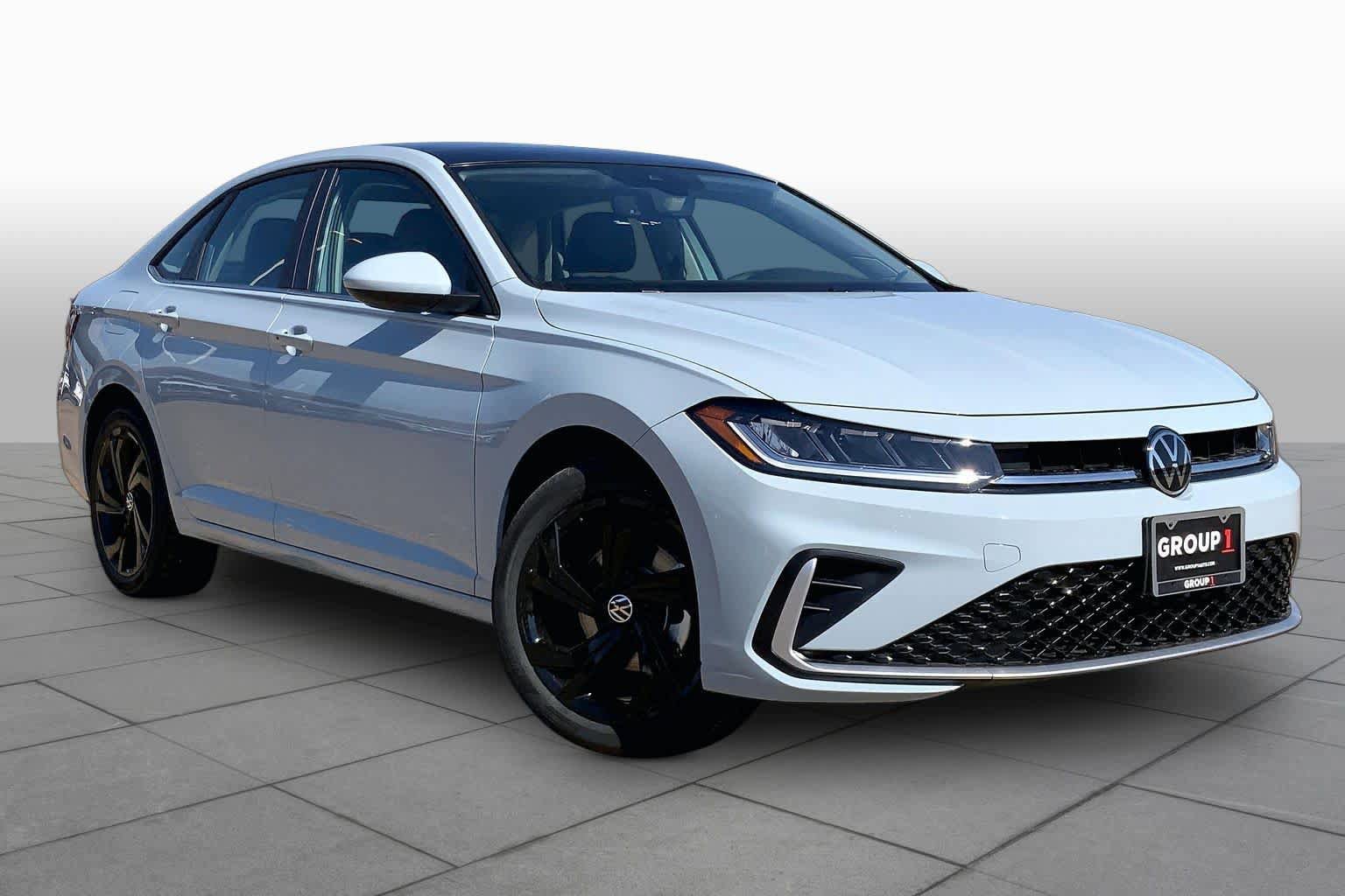 New 2026 Volkswagen Jetta SE FWD image 2
