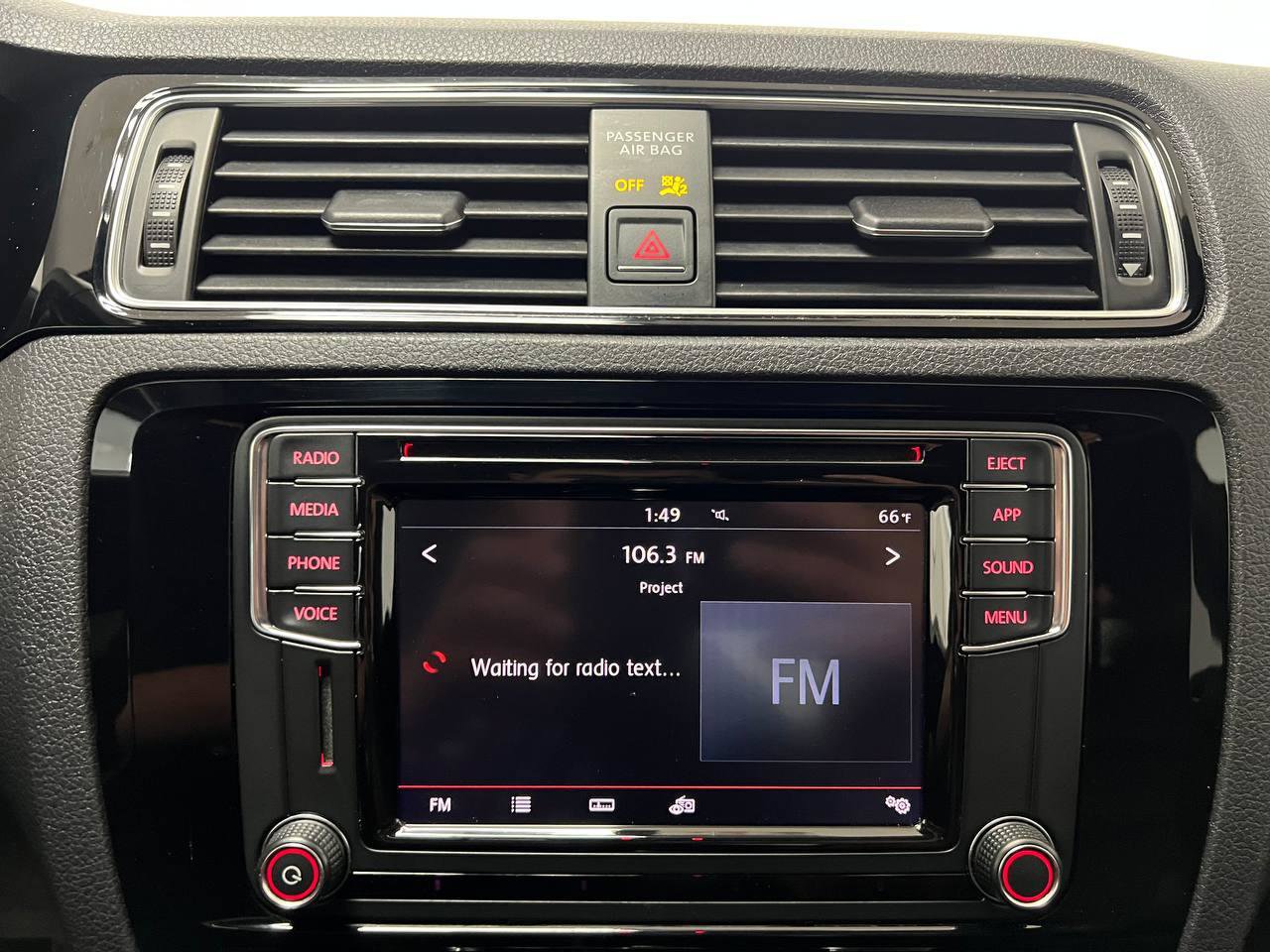 Used 2018 Volkswagen Jetta Sport image 19