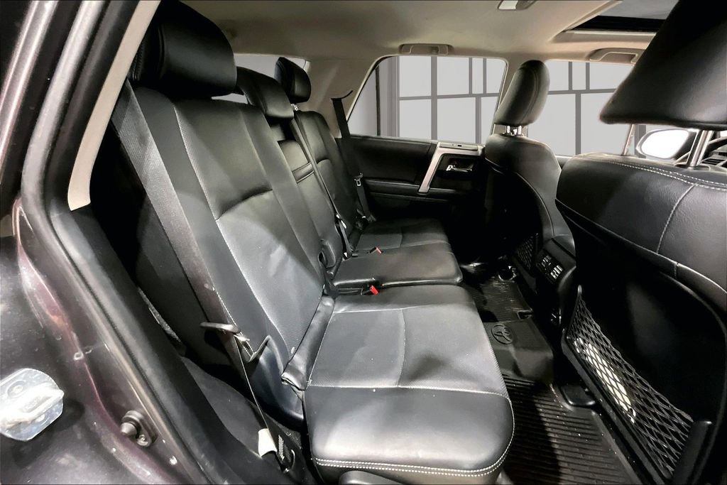 Used 2015 Toyota 4Runner Limited AWD/4WD image 26