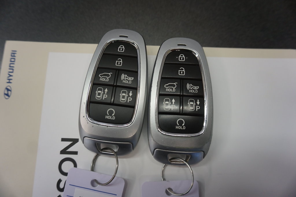 Used 2023 Hyundai Tucson Limited AWD/4WD image 21