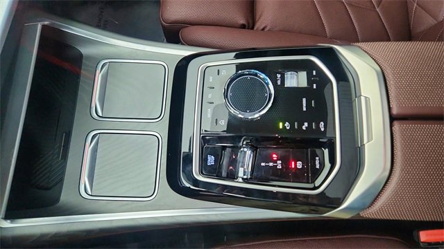 Used 2025 BMW i7 eDrive50 image 53