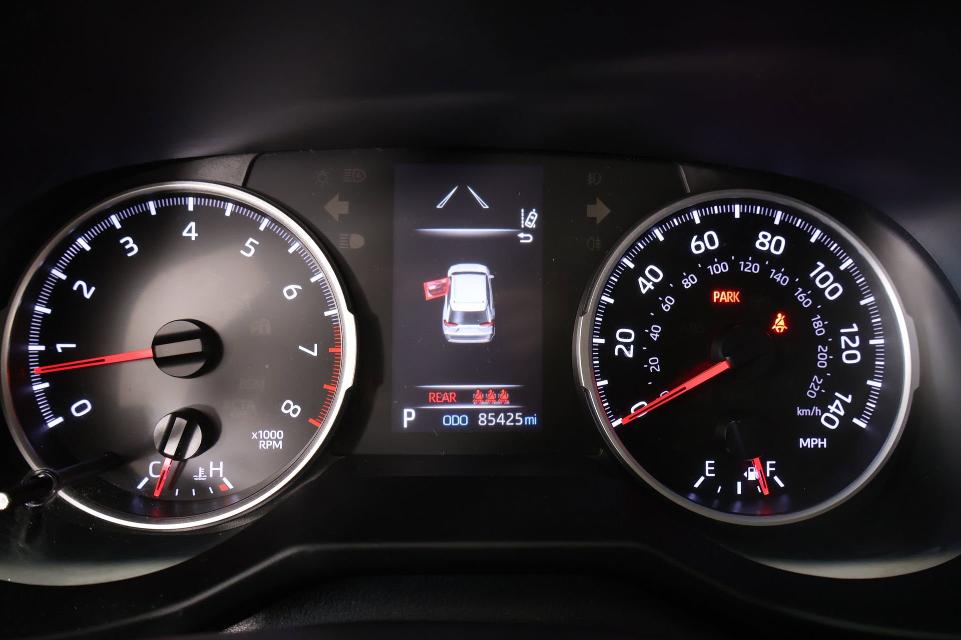 Used 2022 Toyota RAV4 XLE FWD image 4