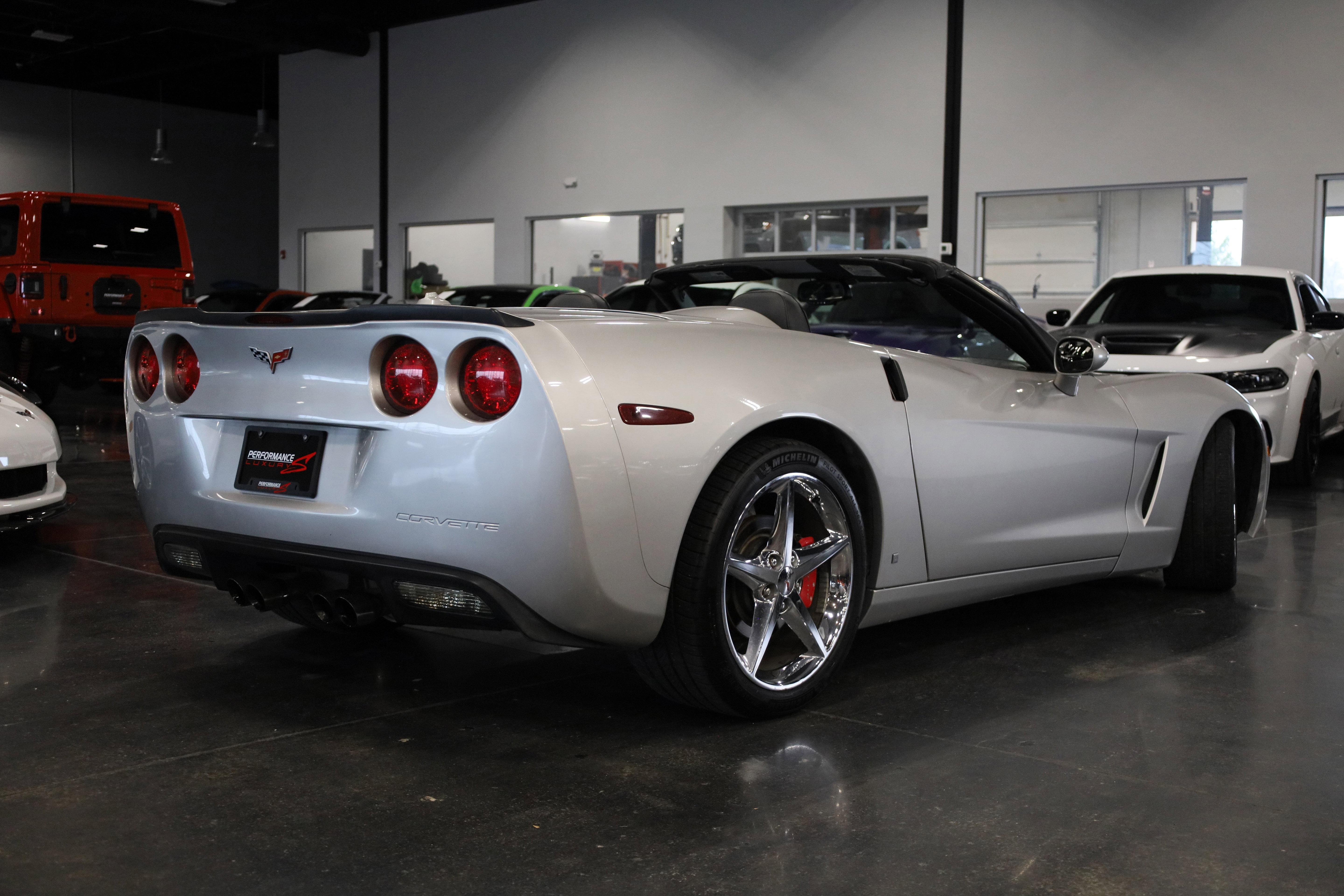 Used 2005 Chevrolet Corvette Convertible w/ Preferred Equipment Group image 6