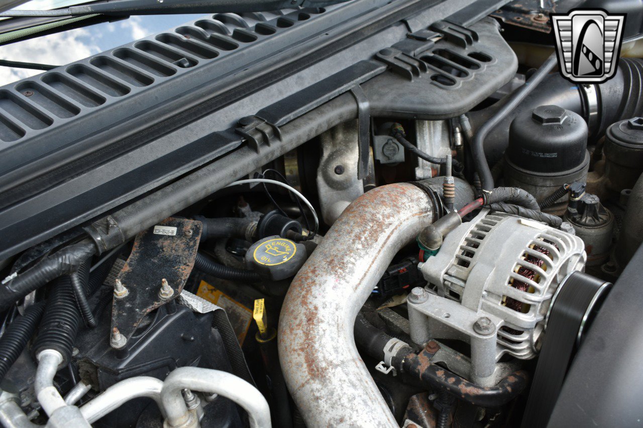 Used 2005 Ford Excursion Eddie Bauer image 15