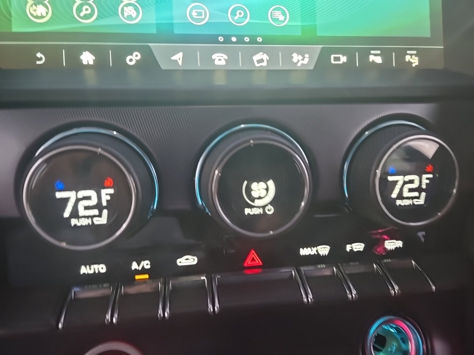 Used 2019 Jaguar F-TYPE R AWD/4WD image 18