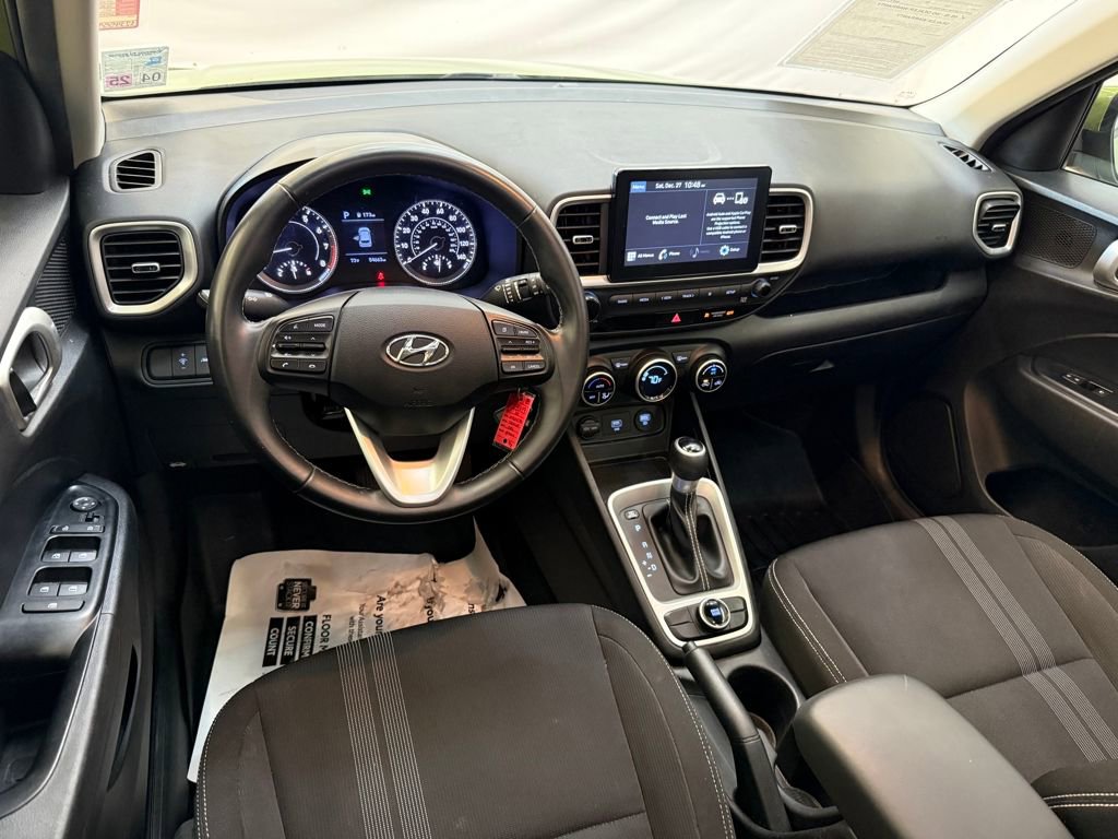 Used 2020 Hyundai Venue SEL w/ Convenience Package image 13