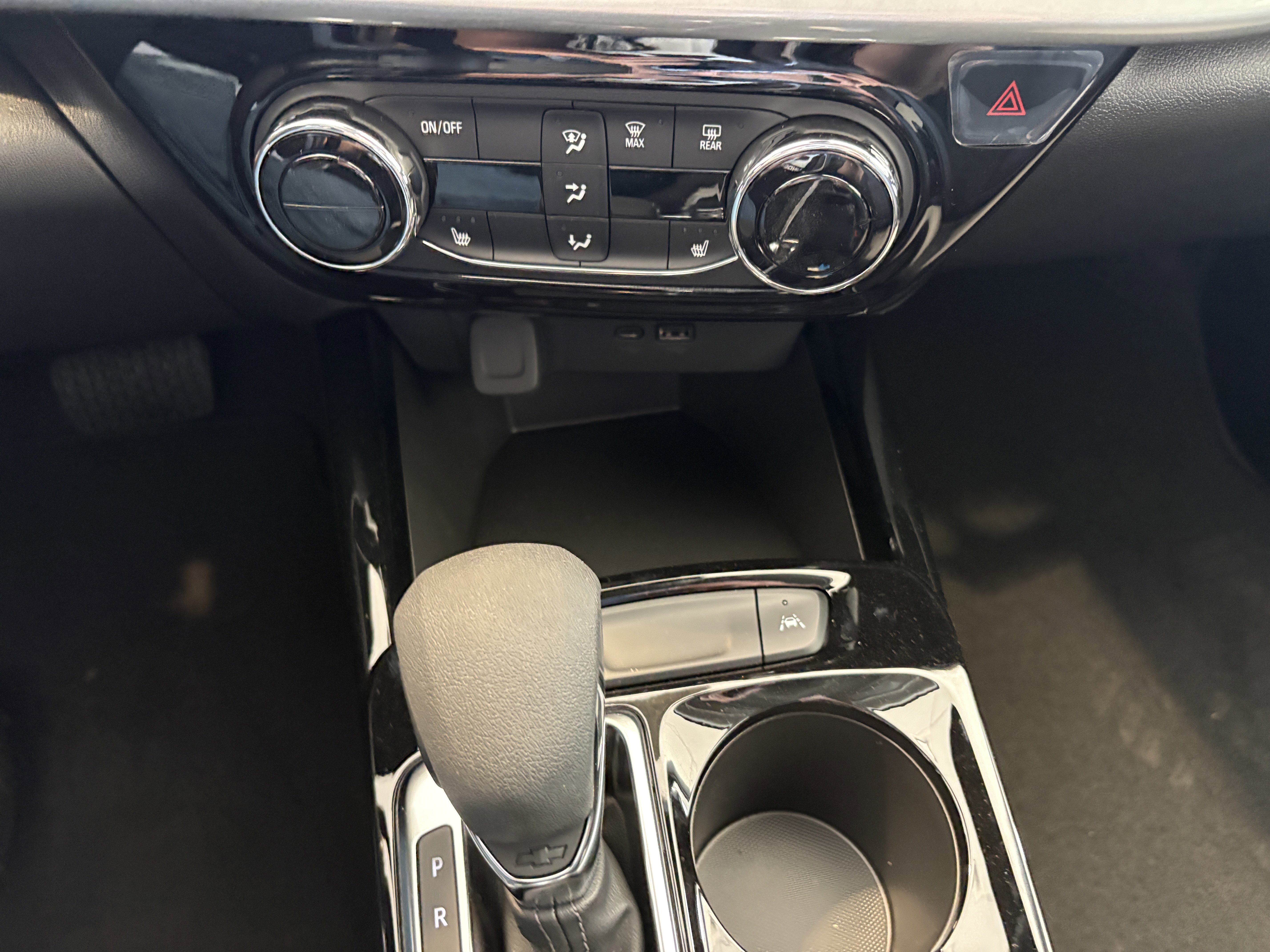 New 2026 Chevrolet Trax LT w/ Driver Confidence Package FWD image 16