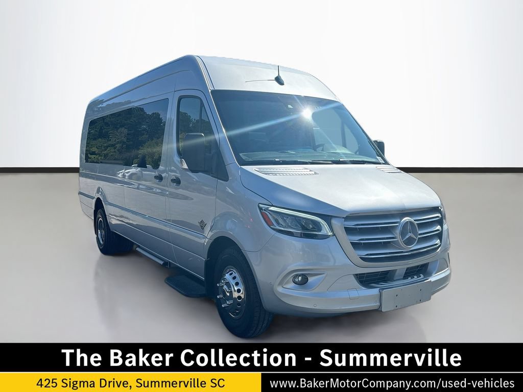 Used 2023 Mercedes-Benz Sprinter 3500 image 1