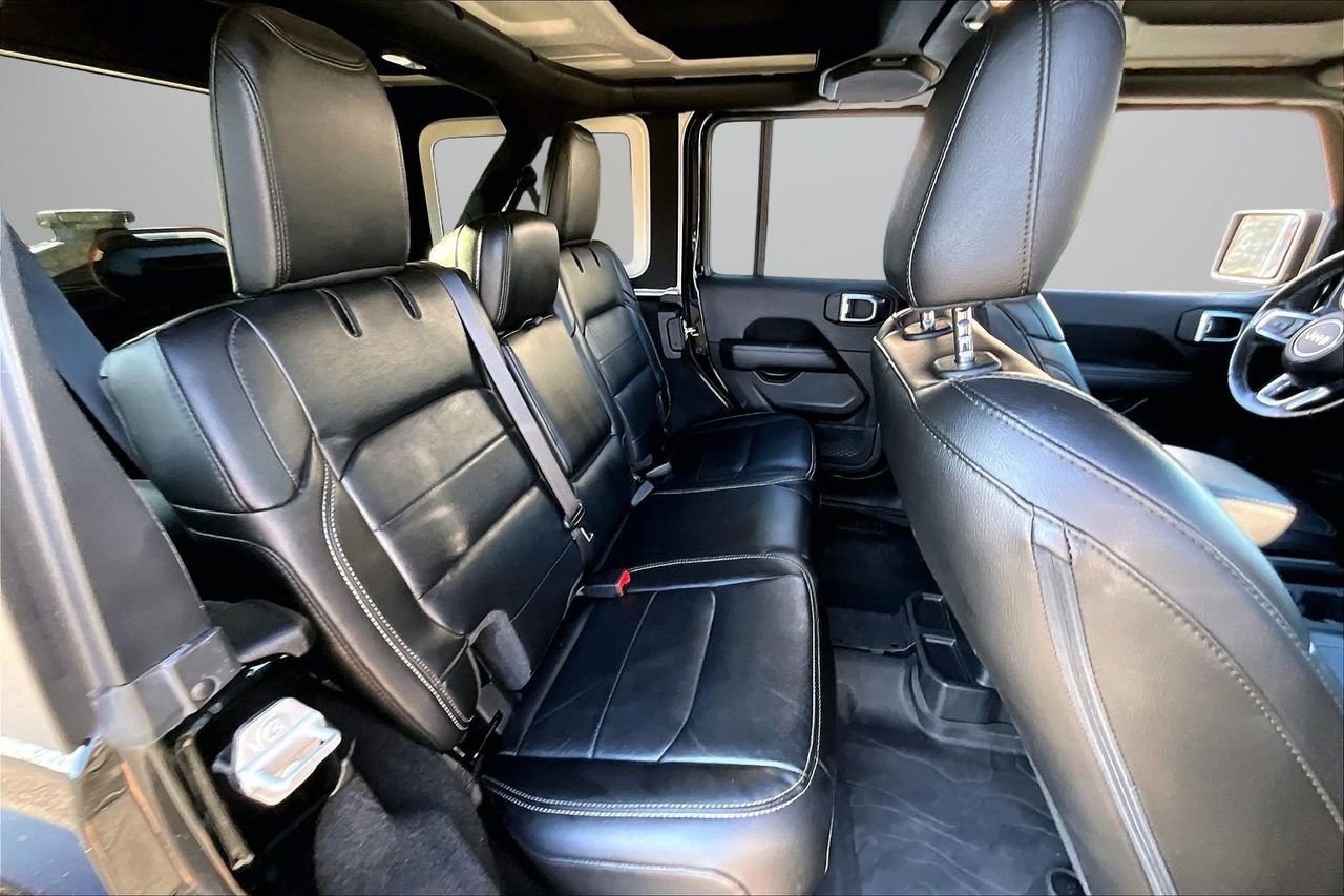 Certified 2023 Jeep Wrangler Sahara w/ Cold Weather Group image 24