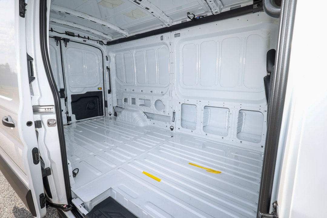 New 2026 Ford Transit 250 148 Medium Roof RWD image 18