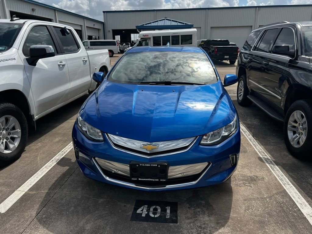Used 2017 Chevrolet Volt Premier w/ Driver Confidence II Package image 2