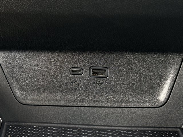 New 2026 Chevrolet Equinox ACTIV w/ Convenience Package III FWD image 22