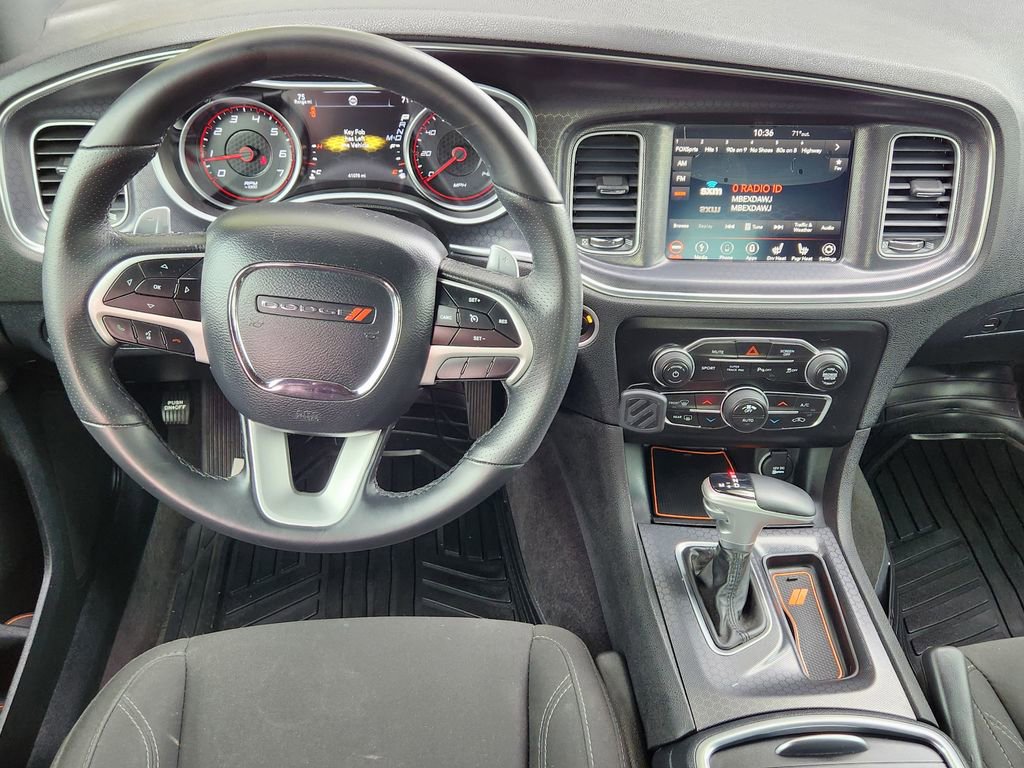 Used 2018 Dodge Charger GT AWD/4WD image 3