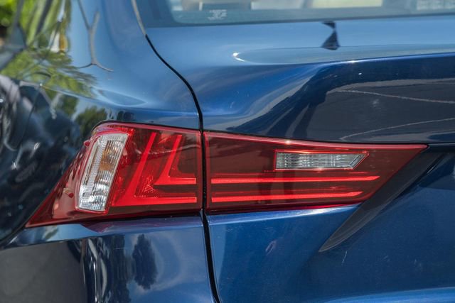 Used 2014 Lexus IS 250 RWD image 7