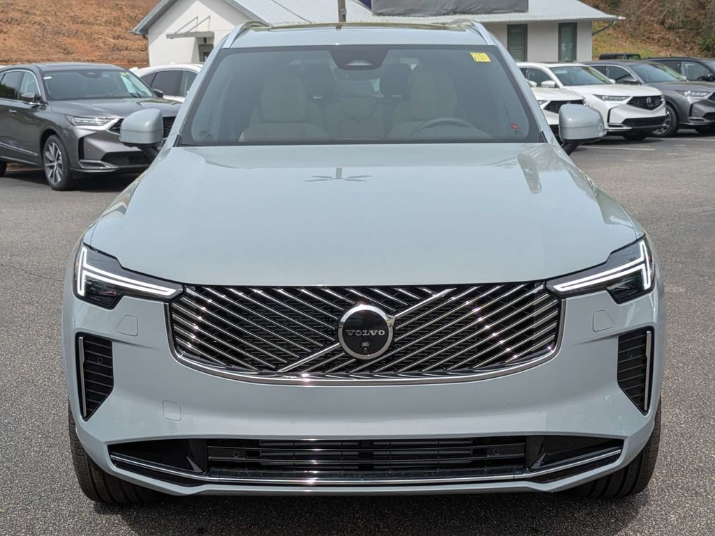 Used 2026 Volvo XC90 T8 Plus w/ Protection Package AWD/4WD image 9