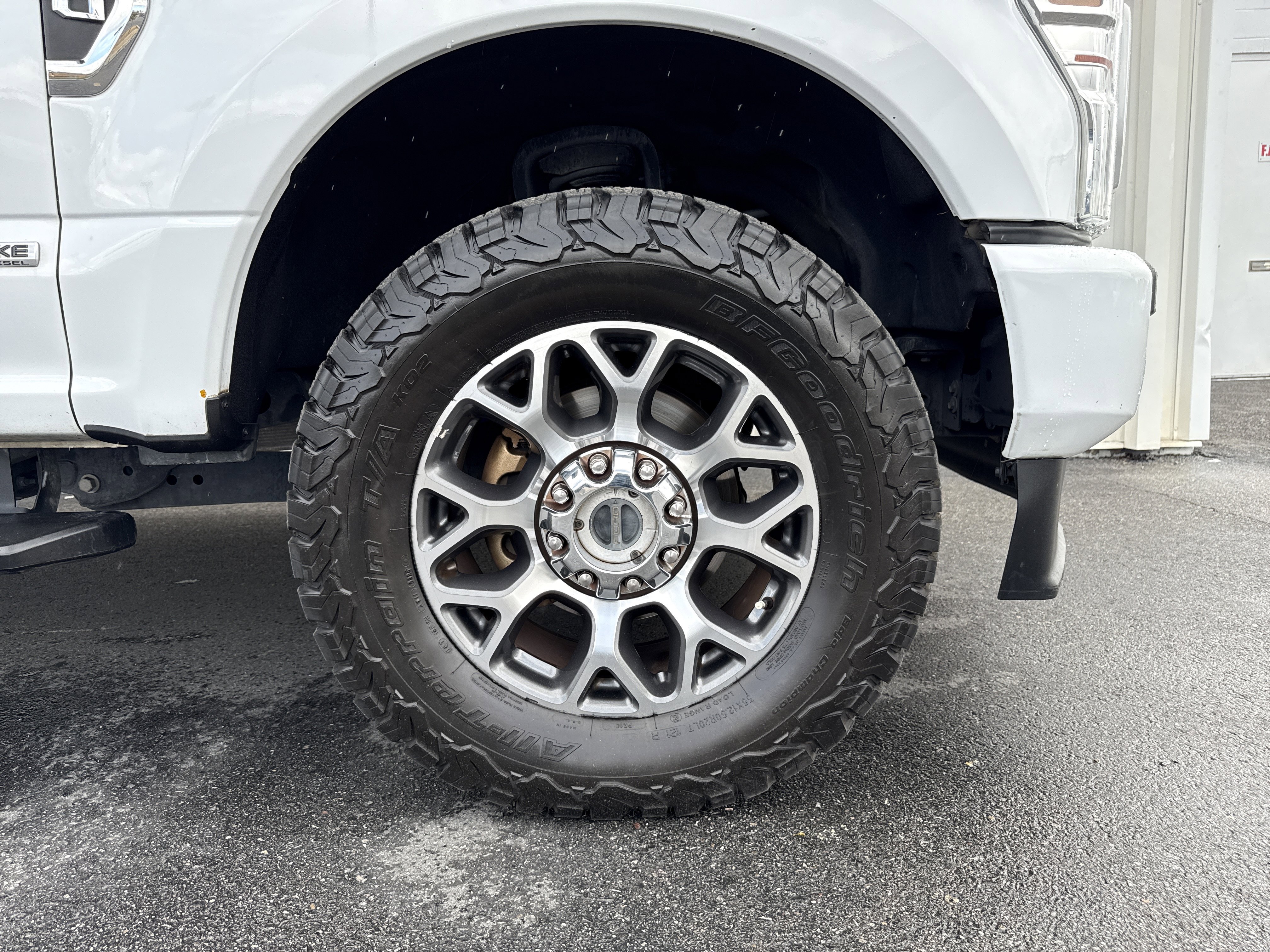 Used 2022 Ford F250 Lariat w/ Lariat Ultimate Package image 42