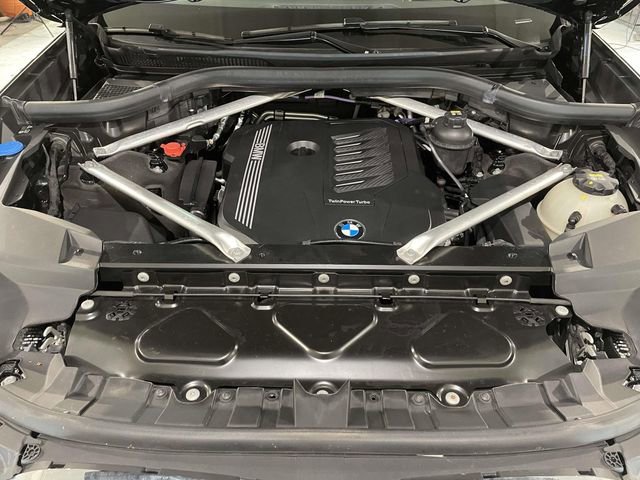 Used 2022 BMW X7 xDrive40i w/ Premium Package image 26