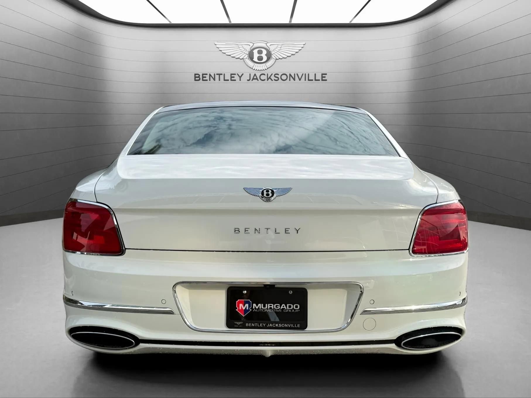 New 2026 Bentley Flying Spur Plug-In Hybrid image 10