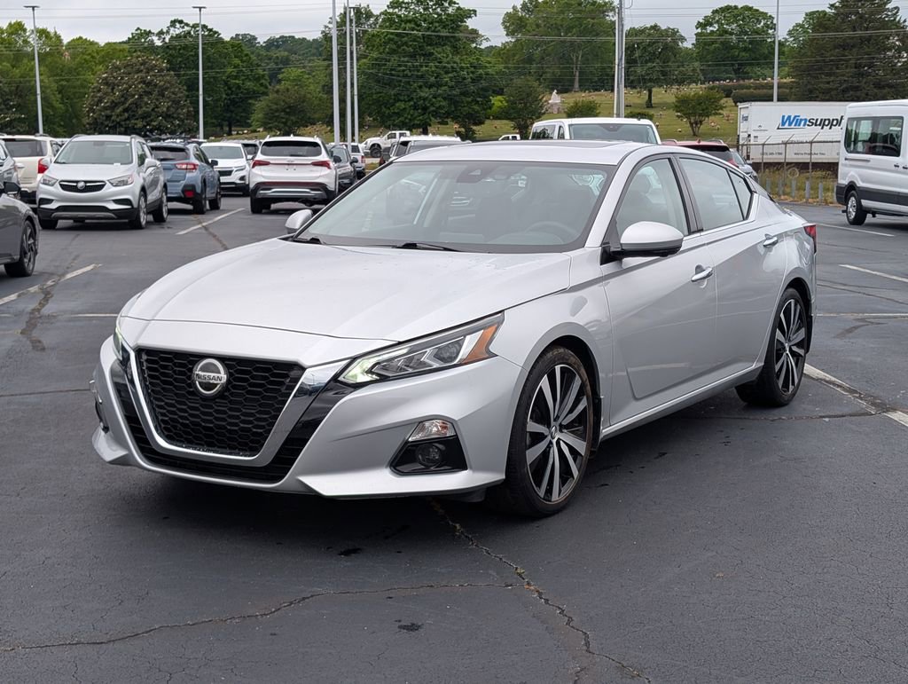 Used 2020 Nissan Altima 2.5 Platinum FWD image 3