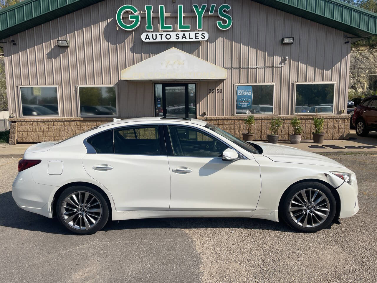 Used 2018 INFINITI Q50 Luxe w/ Essential Package (3.0T Luxe) image 1