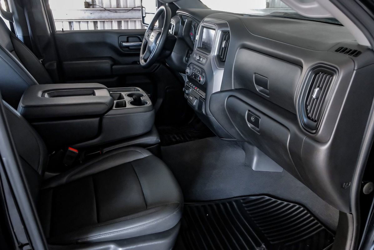 Used 2024 Chevrolet Silverado 2500 W/T image 13