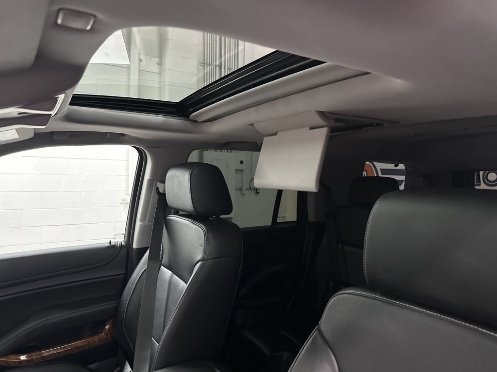 Used 2020 Chevrolet Tahoe Premier AWD/4WD image 34