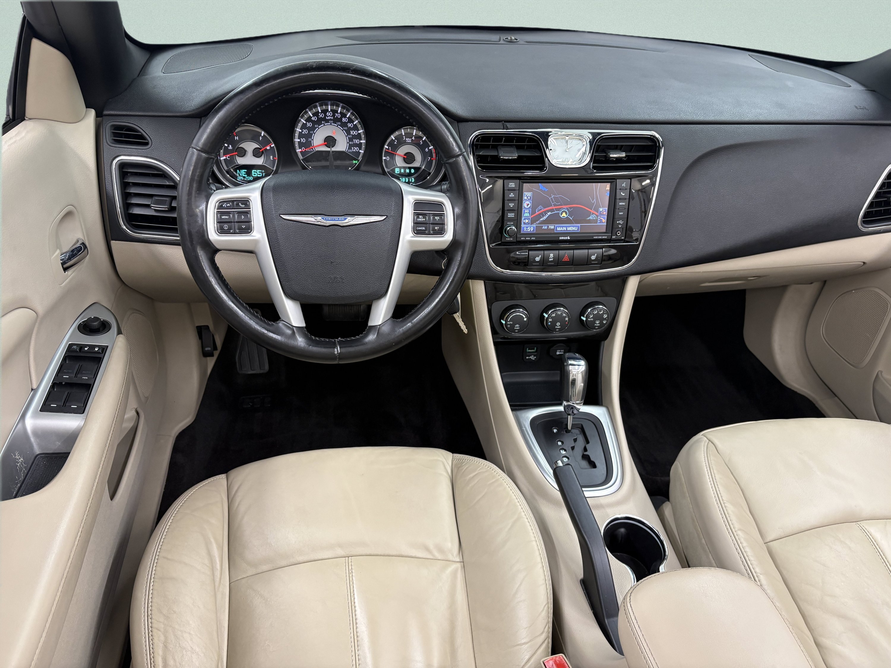 Used 2011 Chrysler 200 Limited FWD image 14