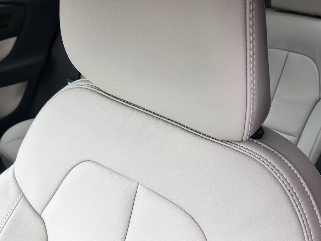 New 2026 Volvo XC40 B5 Plus w/ Protection Package Premier image 5