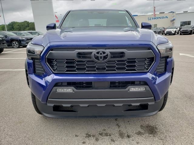 New 2025 Toyota Tacoma TRD Off-Road image 2