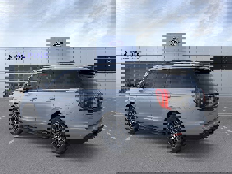New 2025 Ford Expedition Active image 4