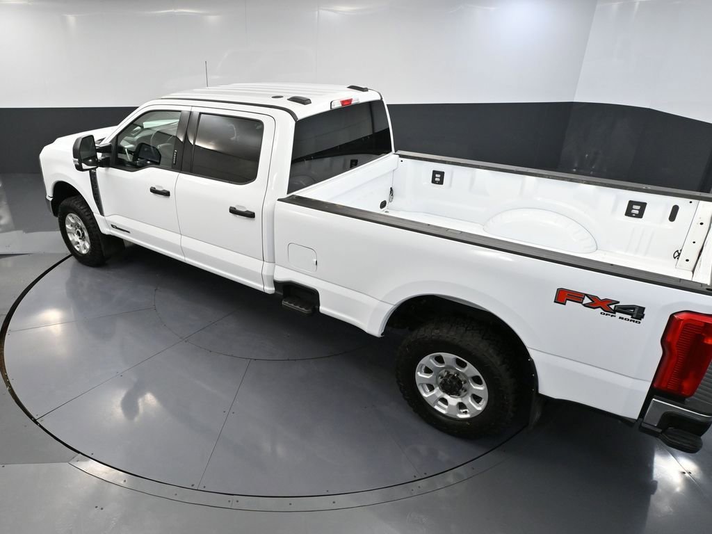 Used 2024 Ford F350 XLT w/ FX4 Off-Road Package image 53