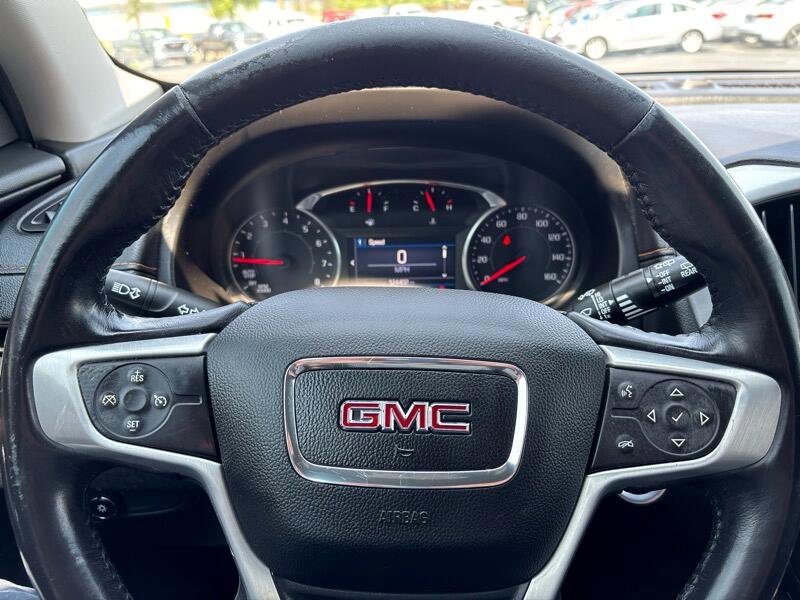 Used 2019 GMC Terrain SLE w/ Driver Convenience Package image 14