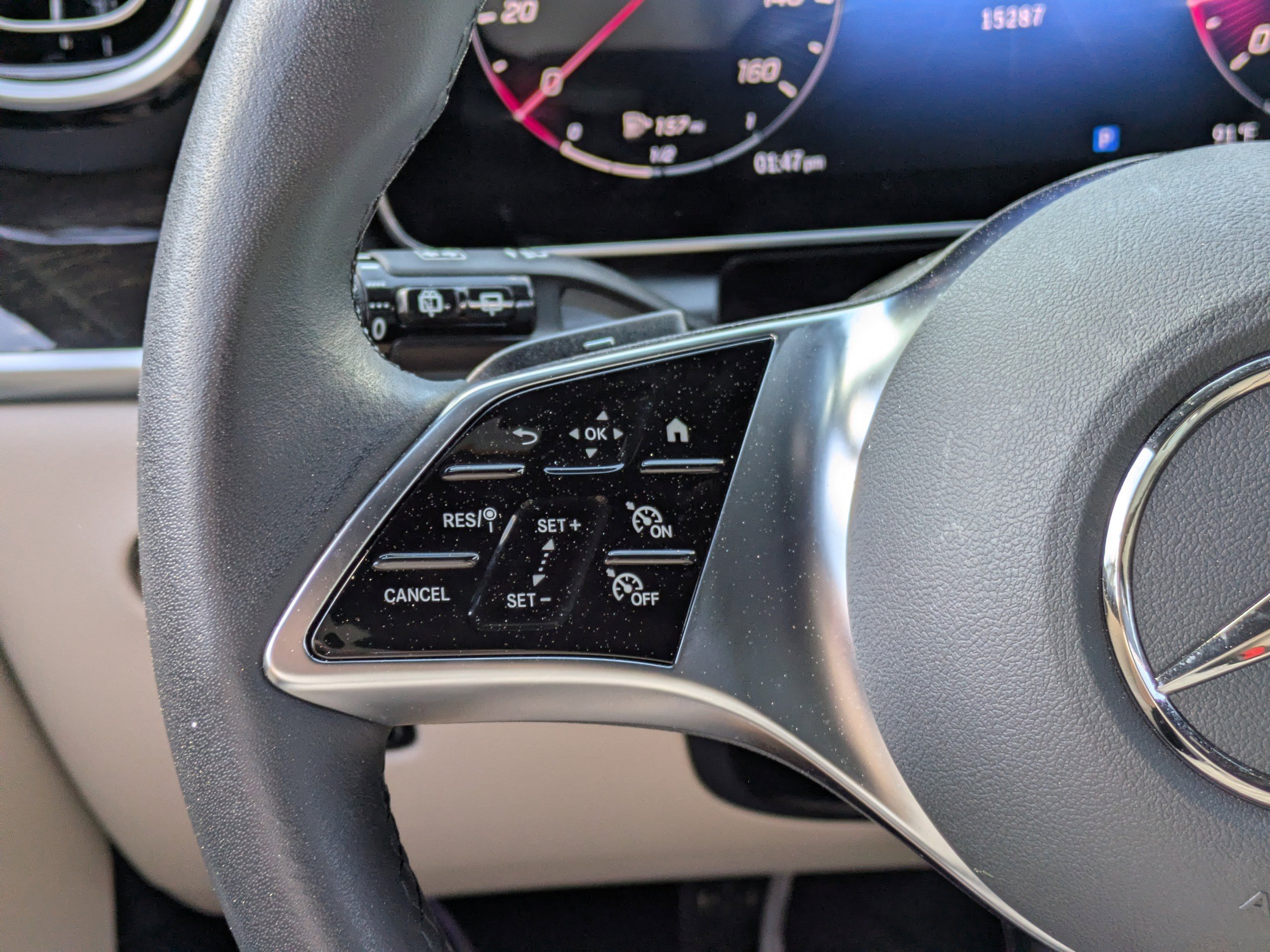 Certified 2025 Mercedes-Benz GLC 300 image 17