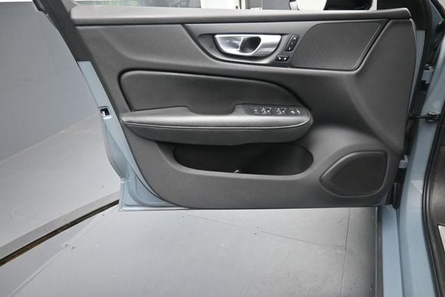 Used 2024 Volvo S60 B5 Core FWD image 20