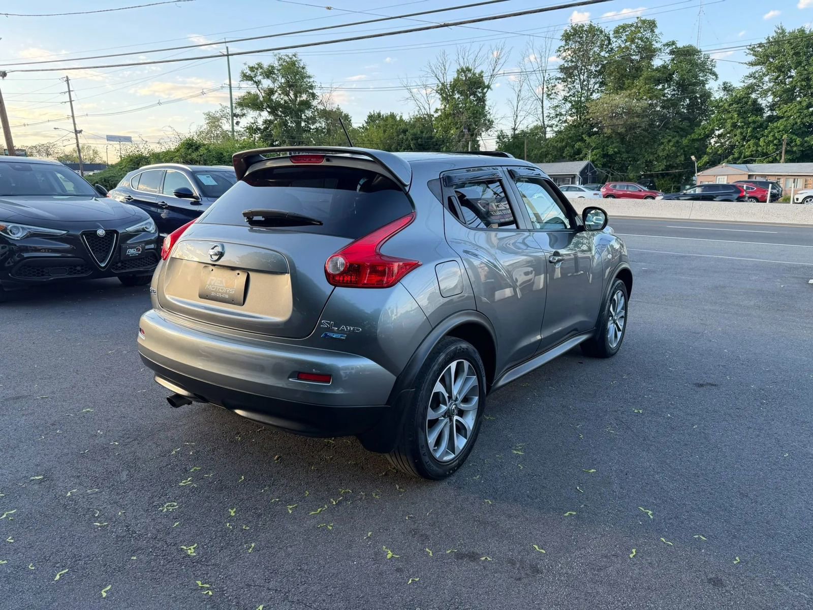 Used 2012 Nissan Juke SL w/ Sport Pkg AWD/4WD image 8
