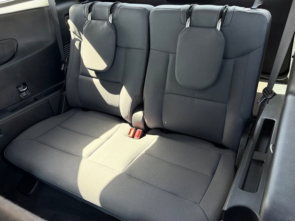 Used 2026 Ford Explorer Active RWD image 30