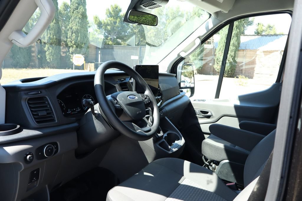 Used 2025 Ford Transit 350 XLT RWD image 16