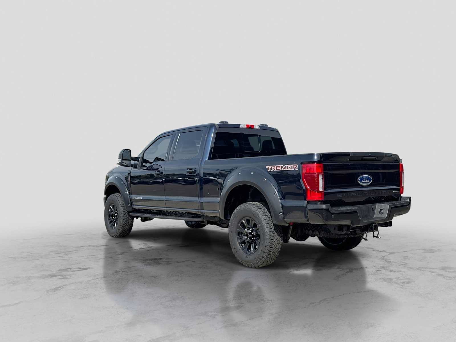 Used 2021 Ford F250 Lariat w/ Tremor Off-Road Package AWD/4WD image 4