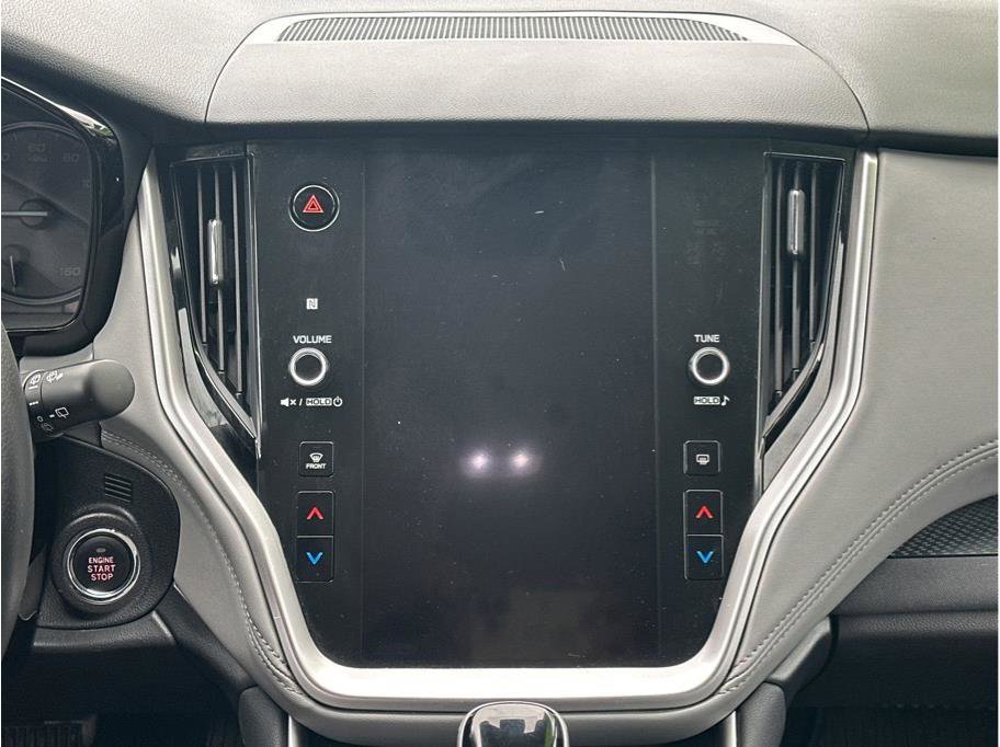 Used 2023 Subaru Outback Premium image 16