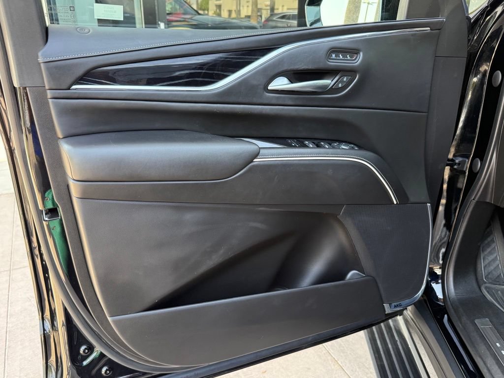Used 2023 Cadillac Escalade V AWD/4WD image 22