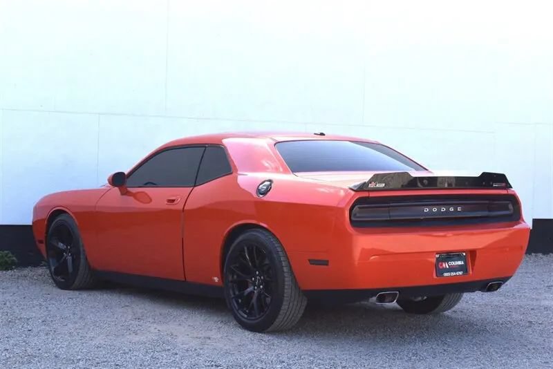Used 2010 Dodge Challenger SRT8 w/ SRT Option Group II RWD image 2