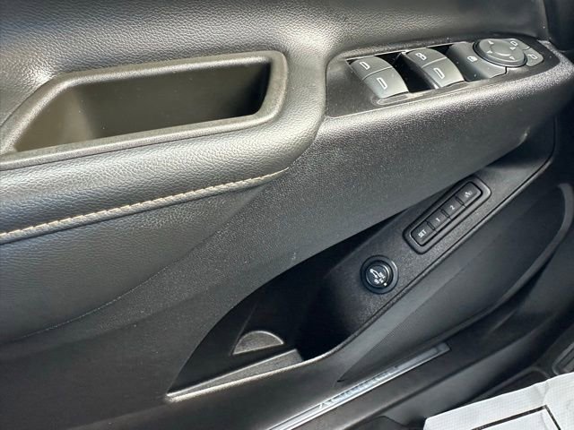 Certified 2023 Chevrolet Equinox Premier image 35