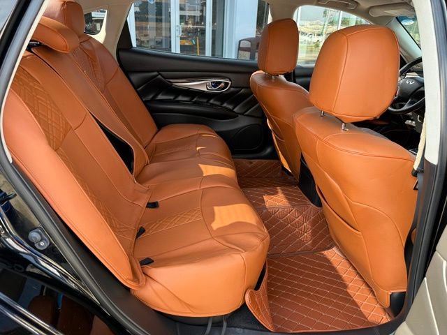 Used 2018 INFINITI Q70 L 3.7 AWD/4WD image 19