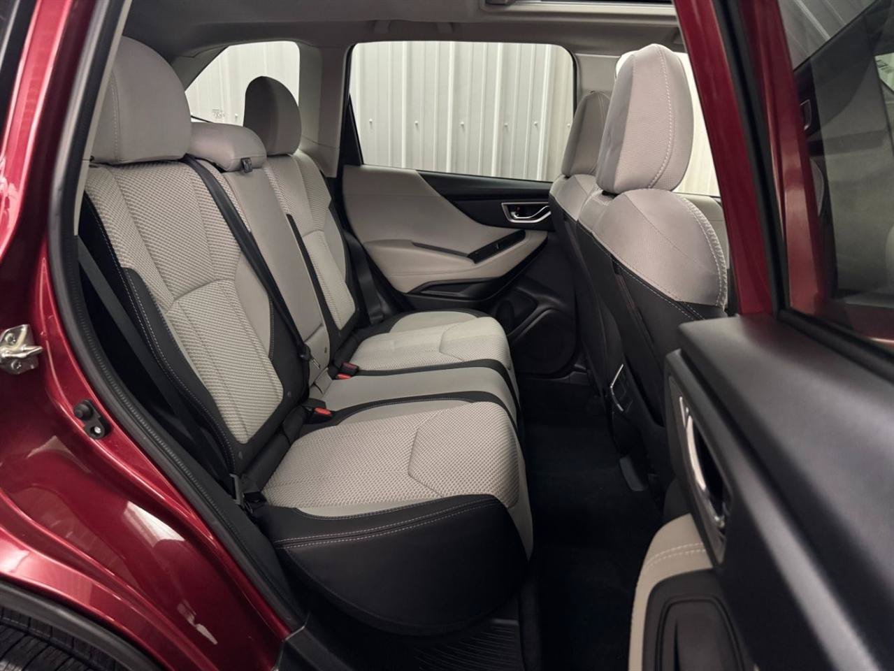 Used 2019 Subaru Forester Premium w/ All-Weather Package AWD/4WD image 27