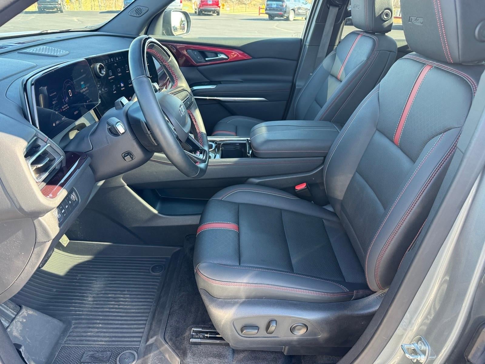 Used 2024 Chevrolet Traverse RS w/ LPO, Floor Liner Package AWD/4WD image 7