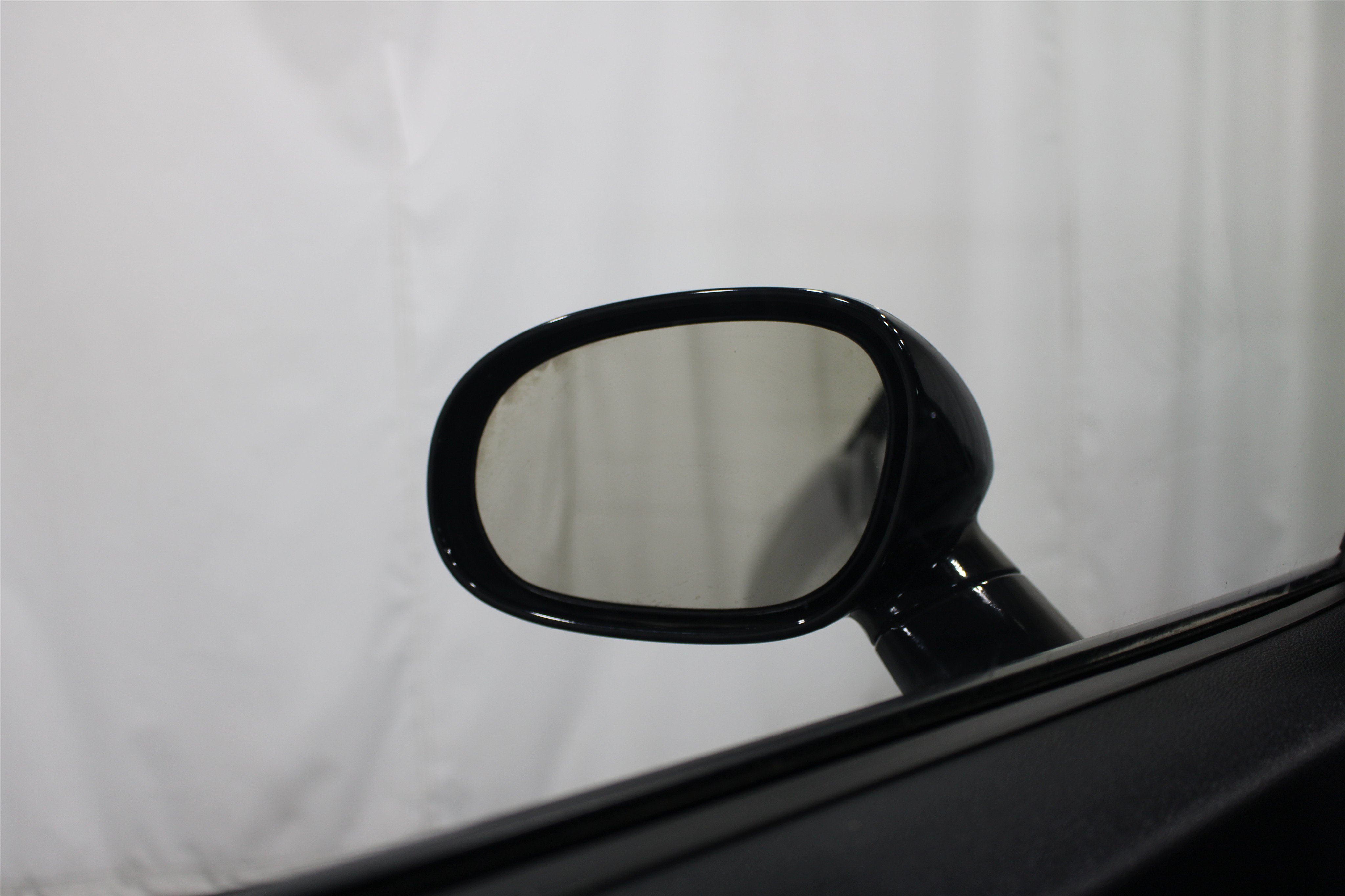 Used 2012 Dodge Challenger R/T RWD image 9